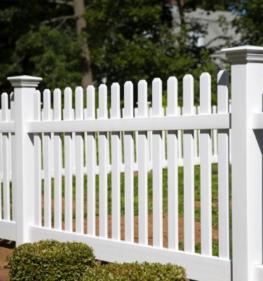 Catalyst Rockport Classic Dog-Ear Picket Fence