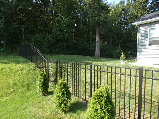 Matte black Elite aluminum fence installed for the Criscione job in Eureka, MO